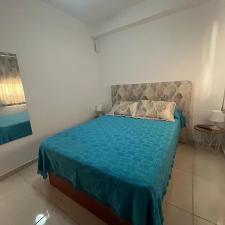 Luminoso Y Con Airco - D4 - Frente A La Piscina En Mareverde Costa Adeje (Tenerife)